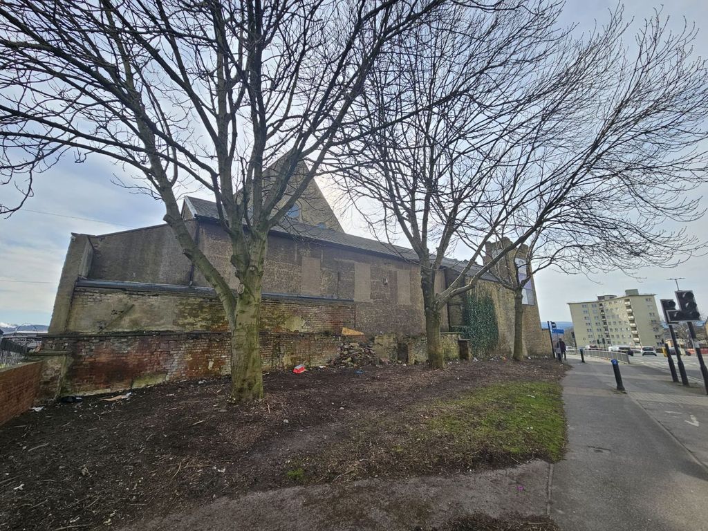 Property photo 3 of 3