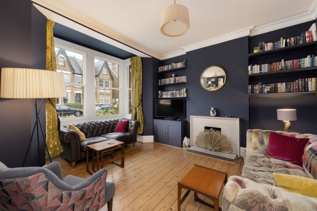 Property photo 2 of 25 Dsc_1656 Copy