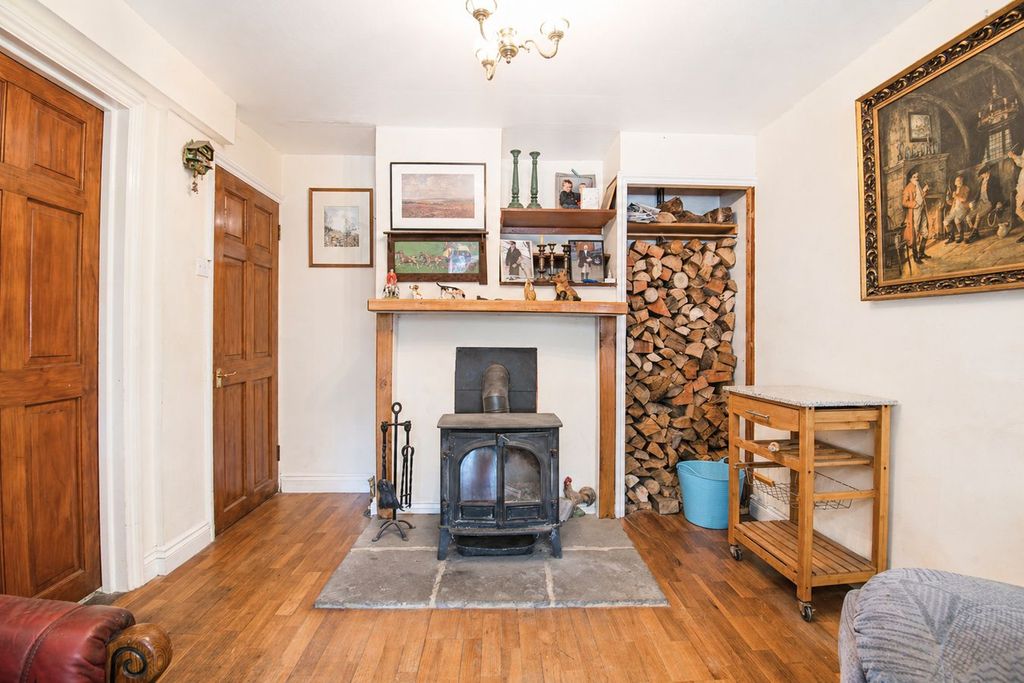 Property photo 3 of 26