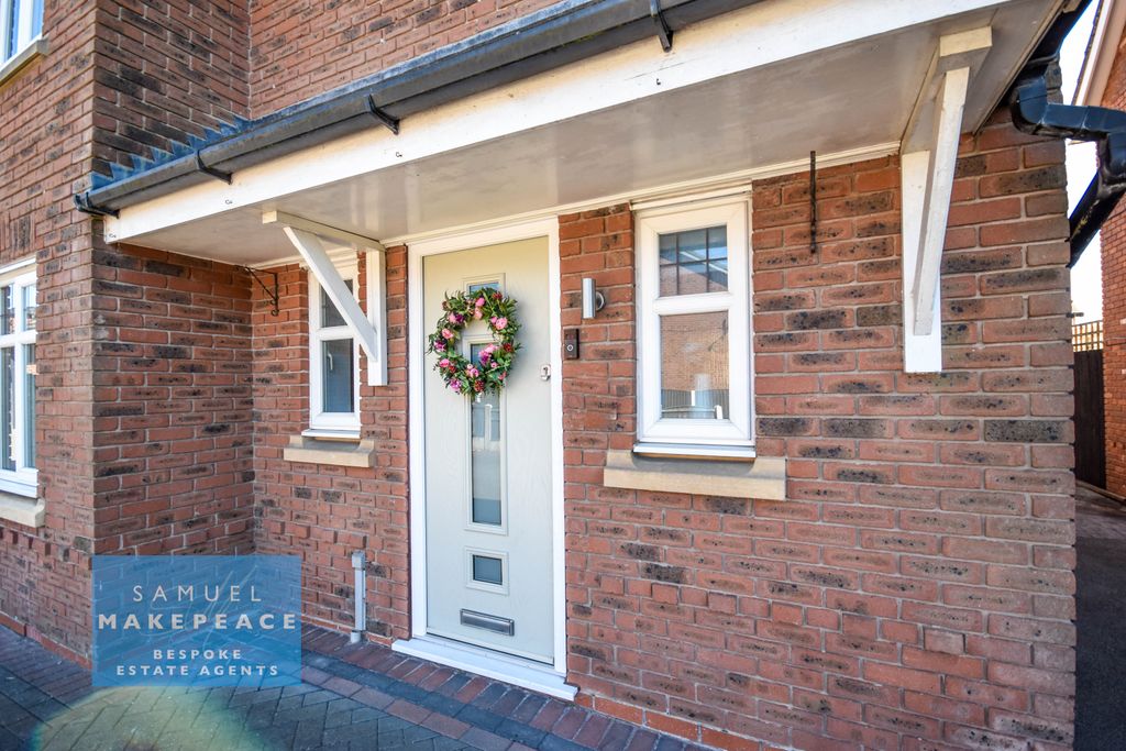 Property photo 2 of 30 Gallery