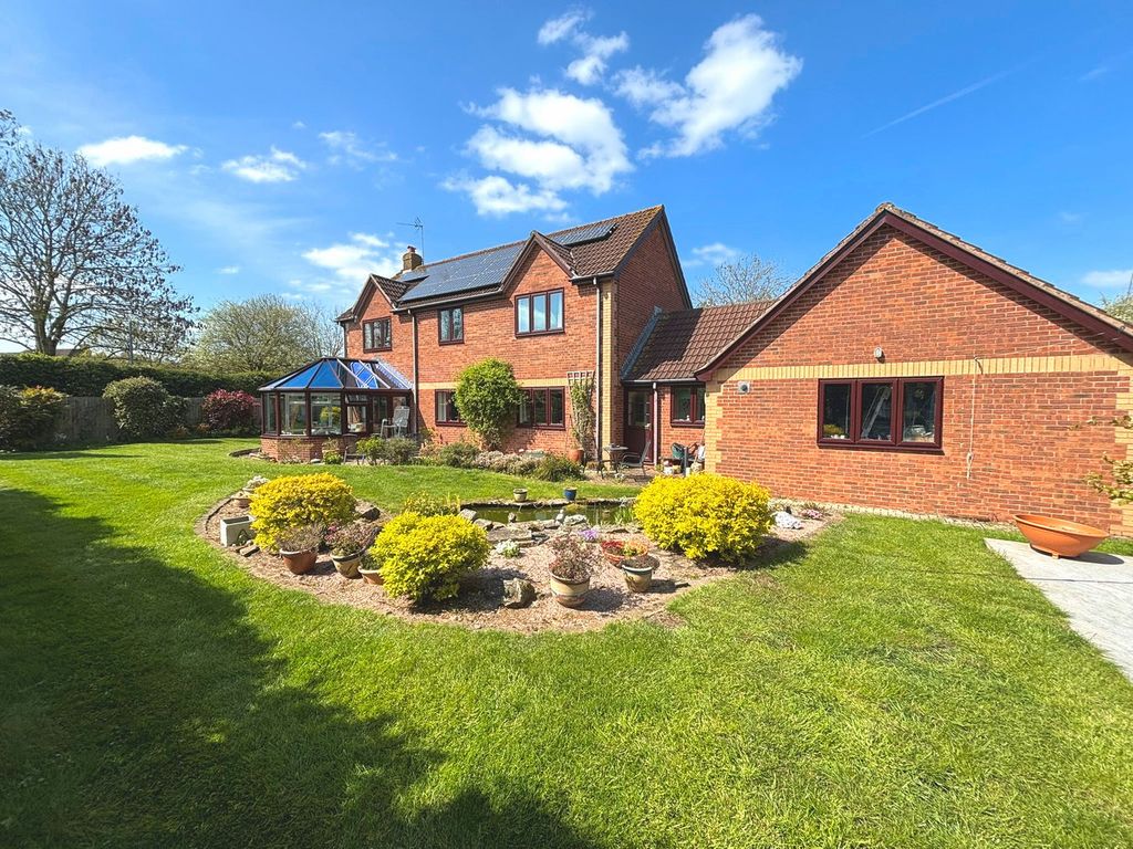 Property photo 1 of 26