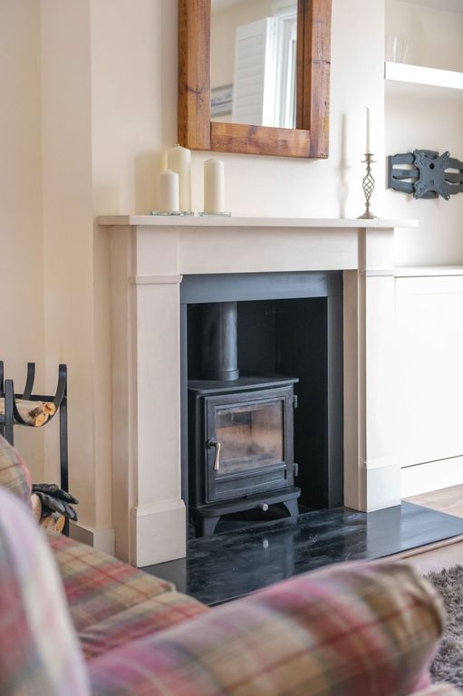 Property photo 3 of 36