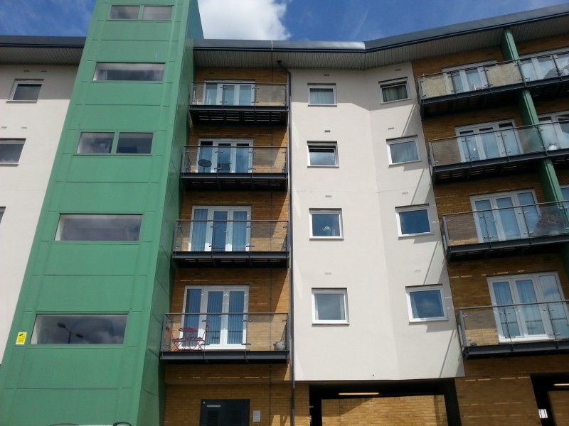Property photo 1 of 9 Building