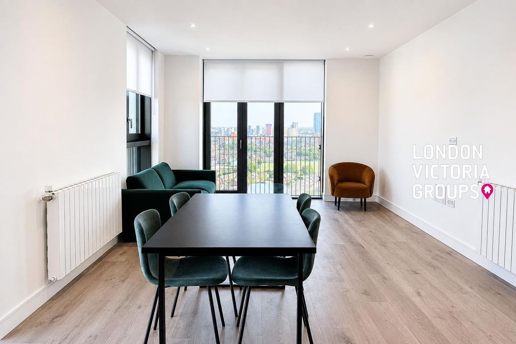 Property photo 3 of 17 1-12509.Jpg