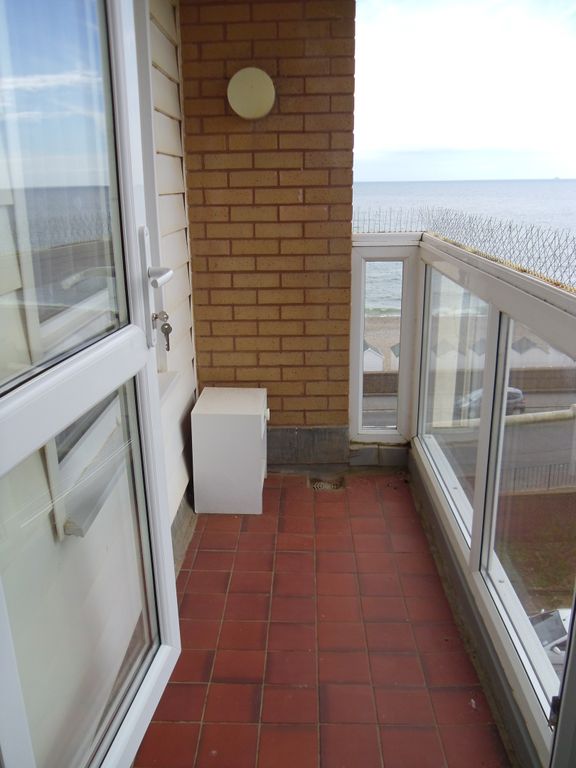 1 bed flat to rentHarbour Road, Seaton, Devon EX12 photo 5