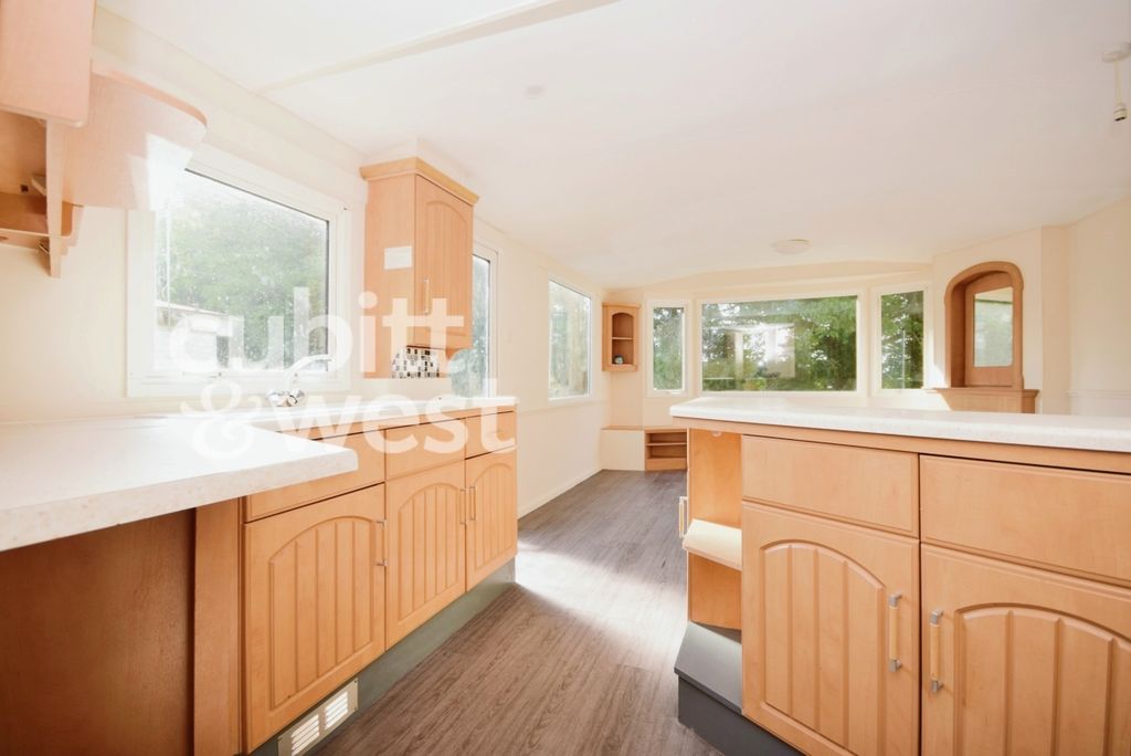 Property photo 2 of 10 Kitchen Area