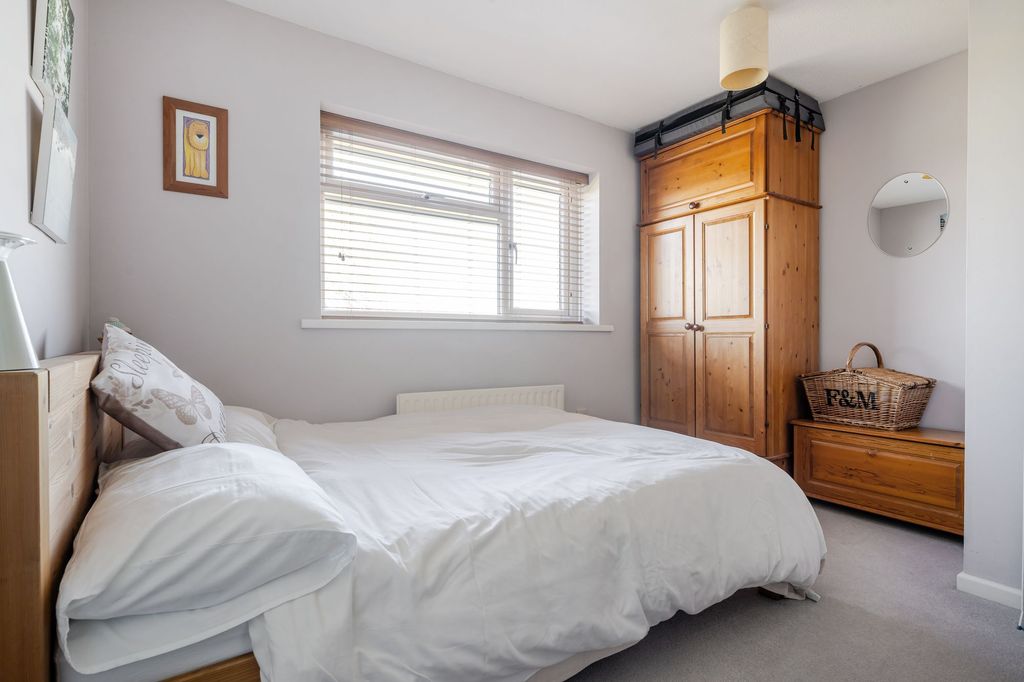 Additional image 10 of 3 bed end terrace house for saleMeadow Way, Petworth GU28