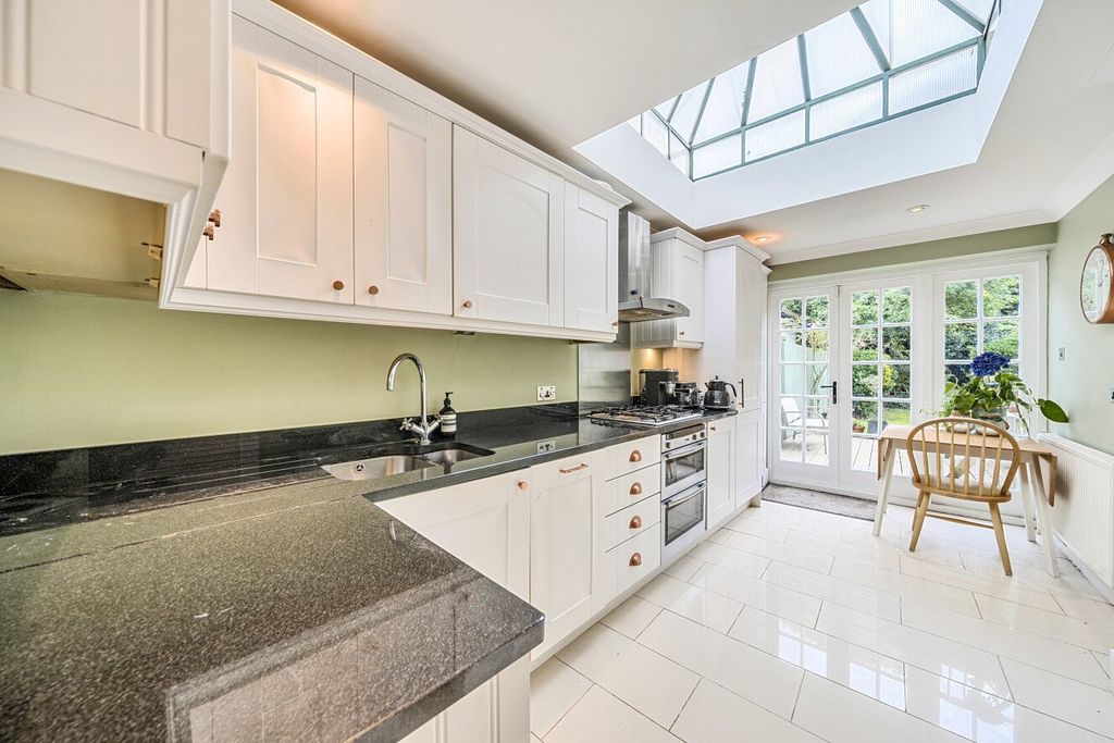 Property photo 3 of 10 Picture No. 04