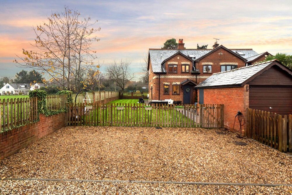 Property photo 1 of 23