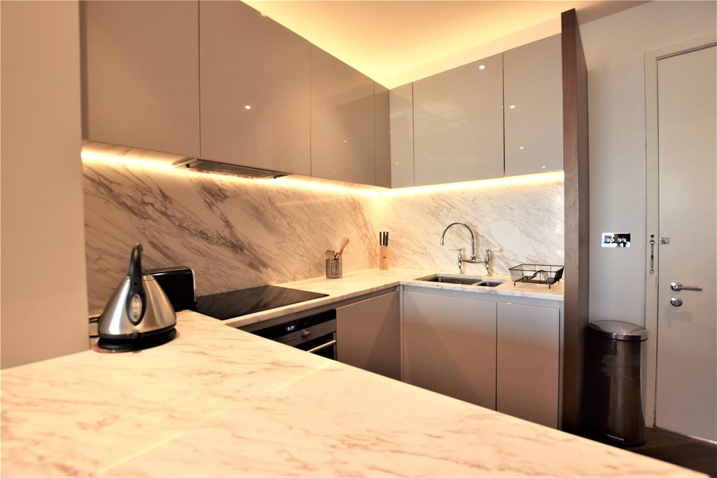 Property photo 2 of 12 Picture No. 25