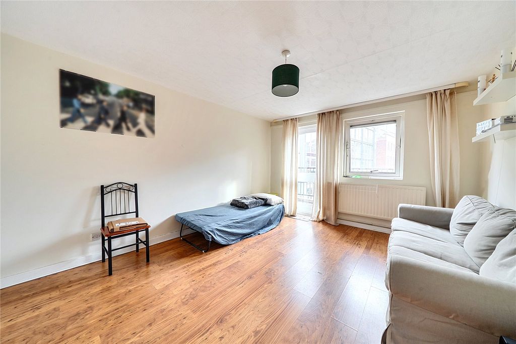 Property photo 2 of 20 Reception Room