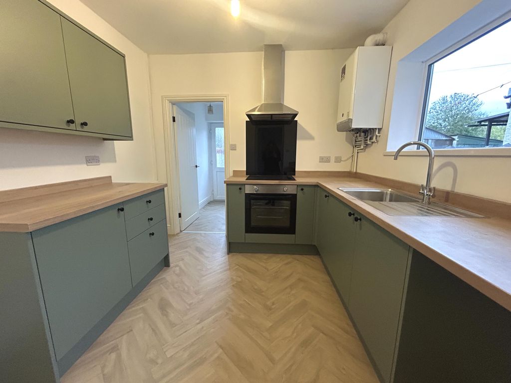 Property photo 1 of 11 Image