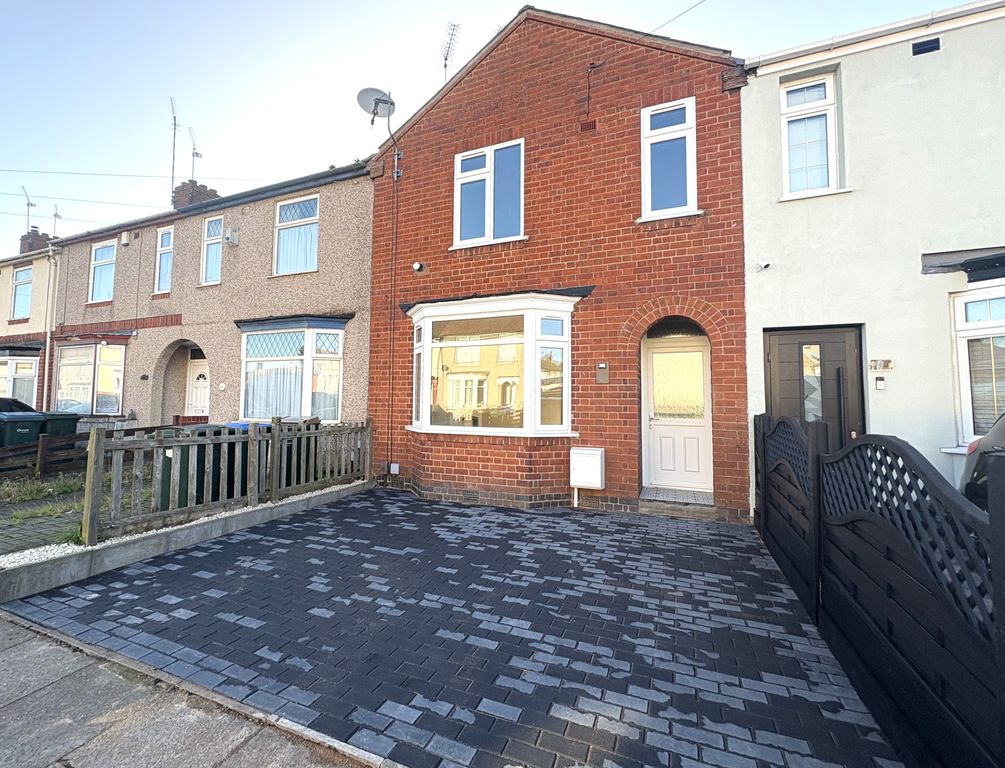 Property photo 1 of 17 Front