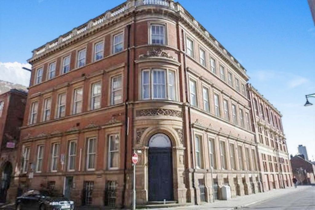 Property photo 1 of 5 Front