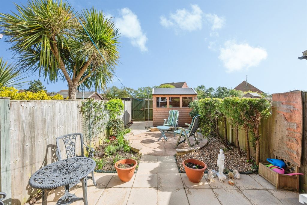 Property photo 3 of 18