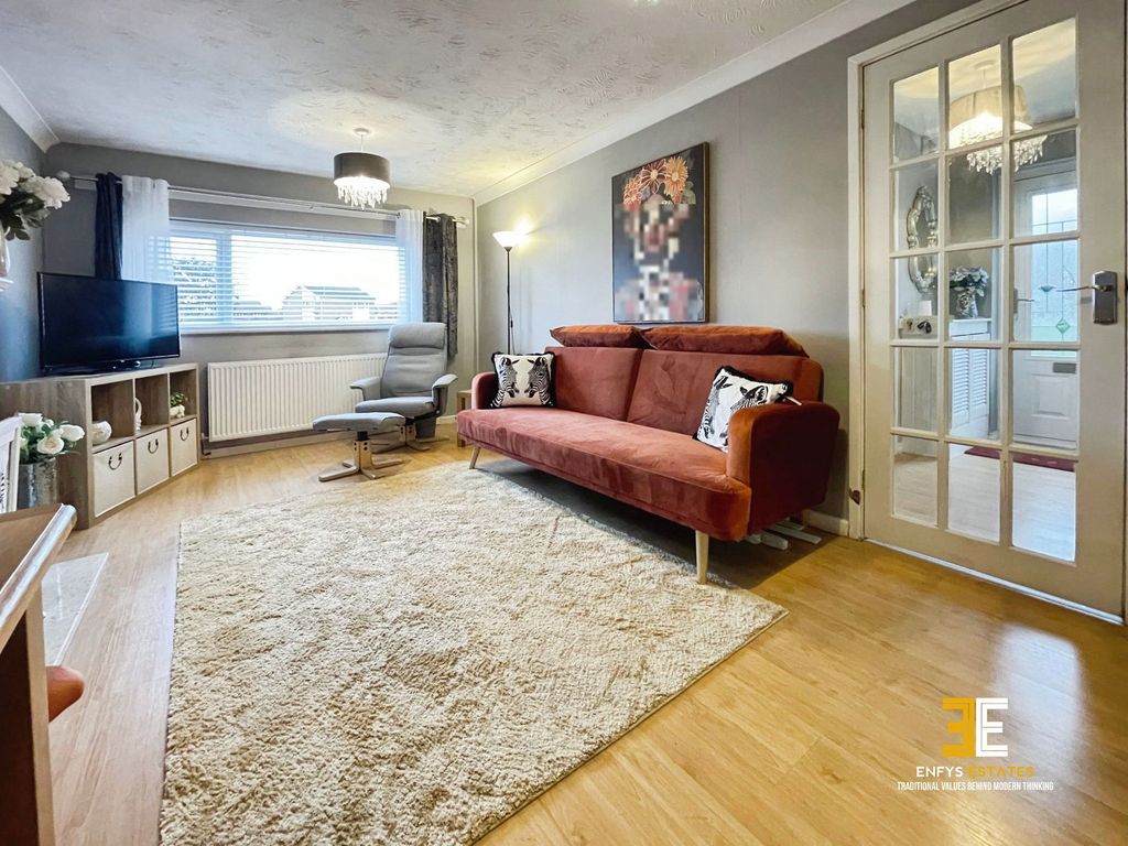 Property photo 2 of 30