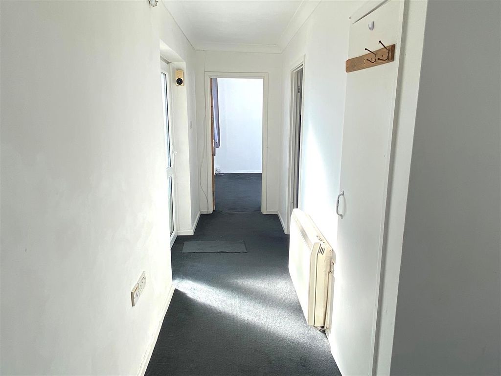 Property photo 2 of 11 Fregfrt.Jpg