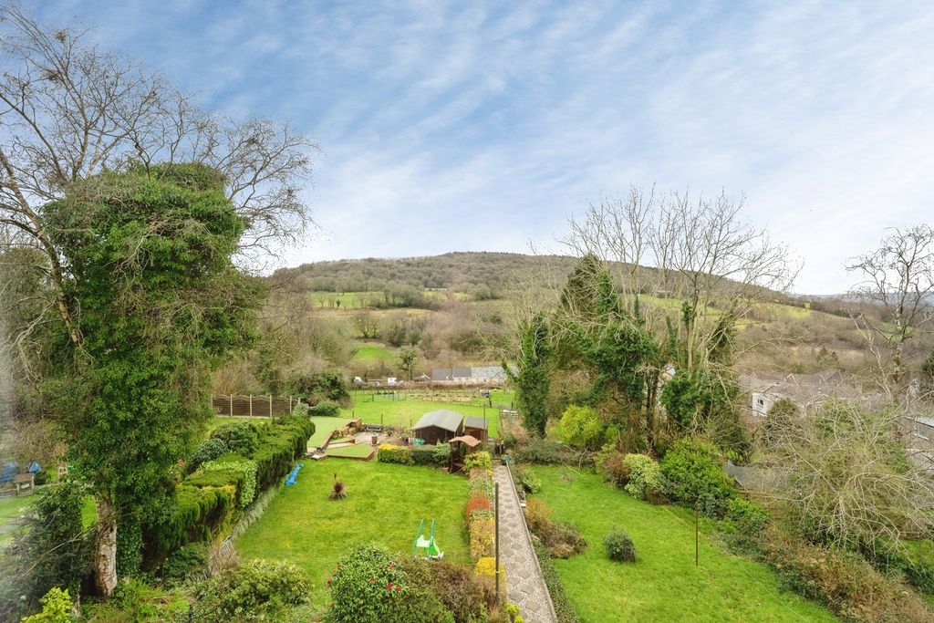 Property photo 2 of 19 Pbox-Img.Jpg