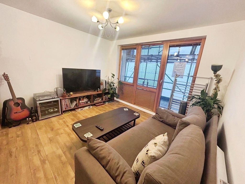 Property photo 1 of 10 Picture No. 03