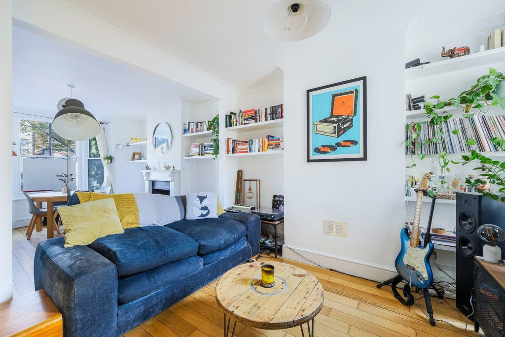 Property photo 3 of 11 Picture No. 24