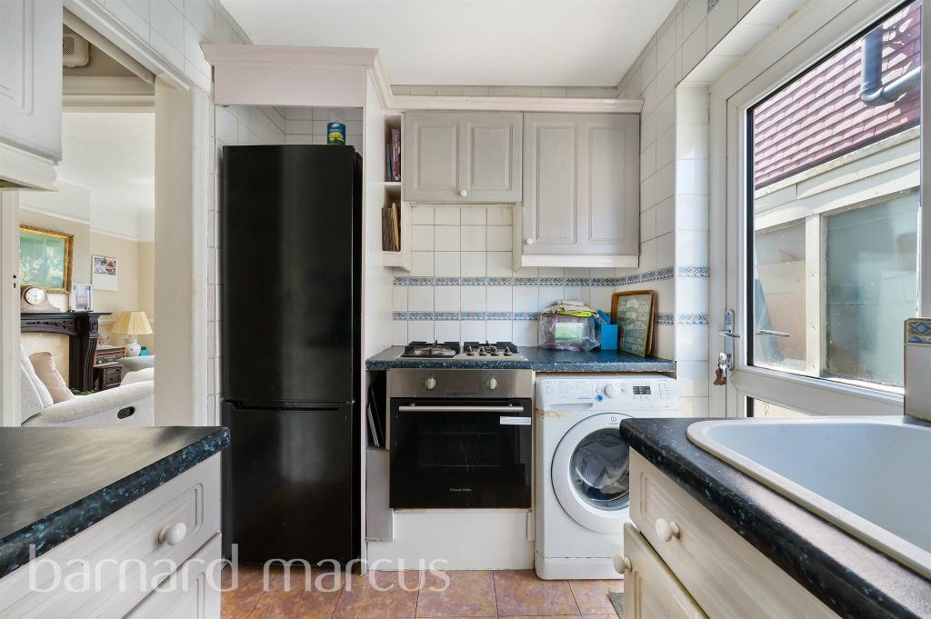 Property photo 3 of 9