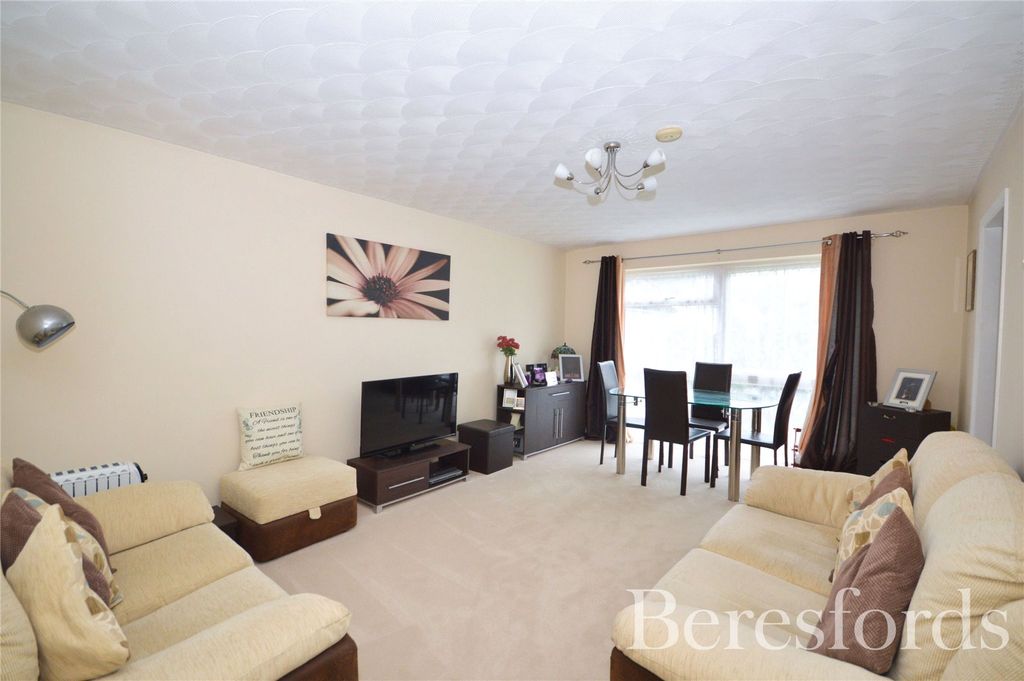 Property photo 2 of 12 2
