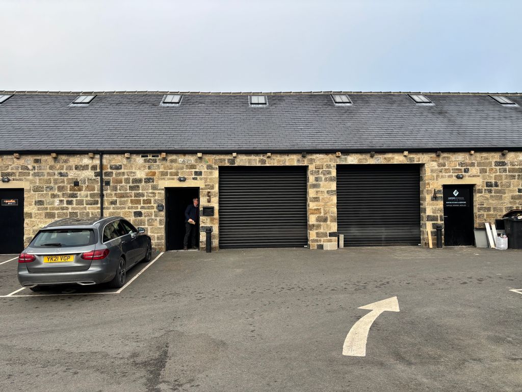 Property photo 1 of 5