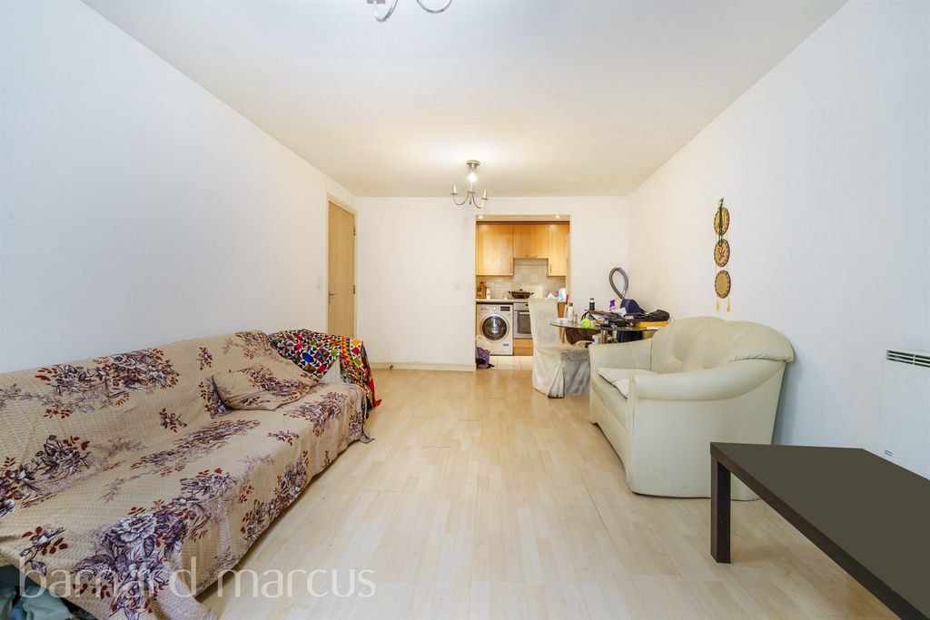 Property photo 1 of 9