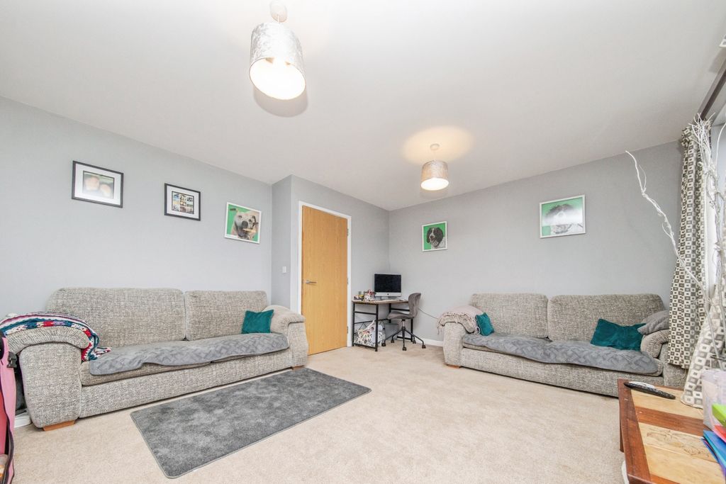 Property photo 3 of 20 Photo #3