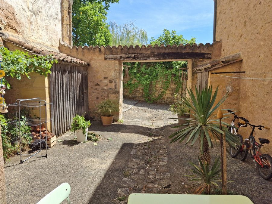 Property photo 3 of 24