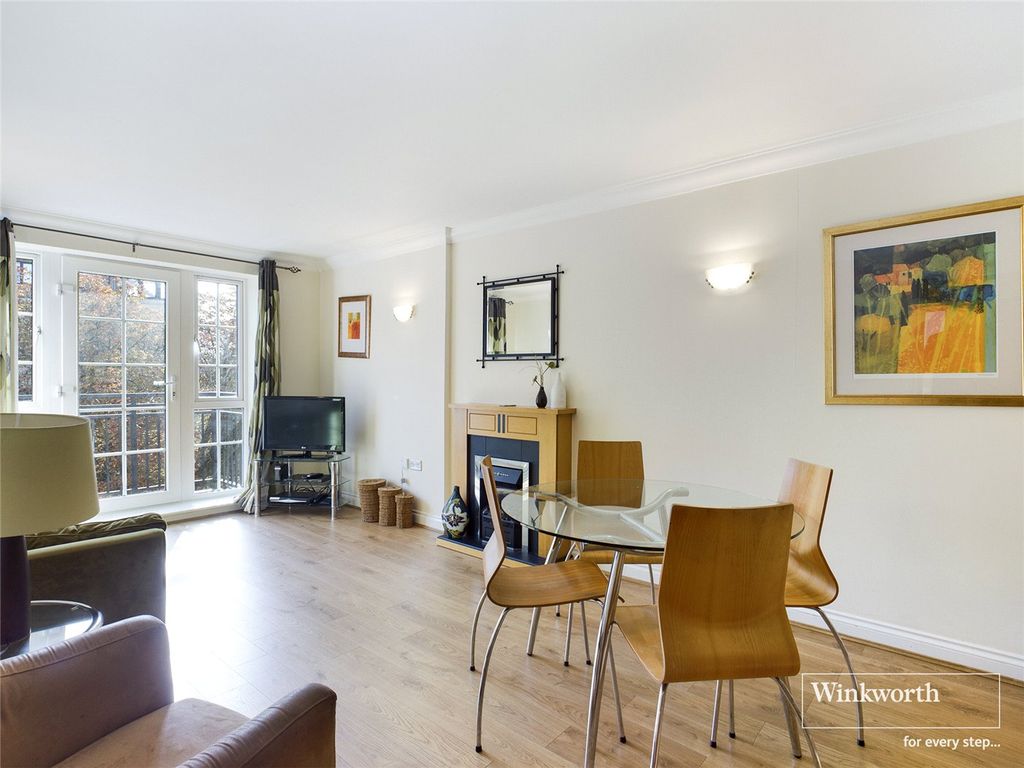 Property photo 3 of 13 Picture No. 25