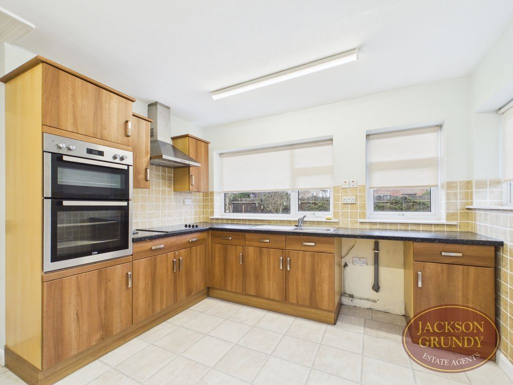 Property photo 2 of 10 Debdale Road