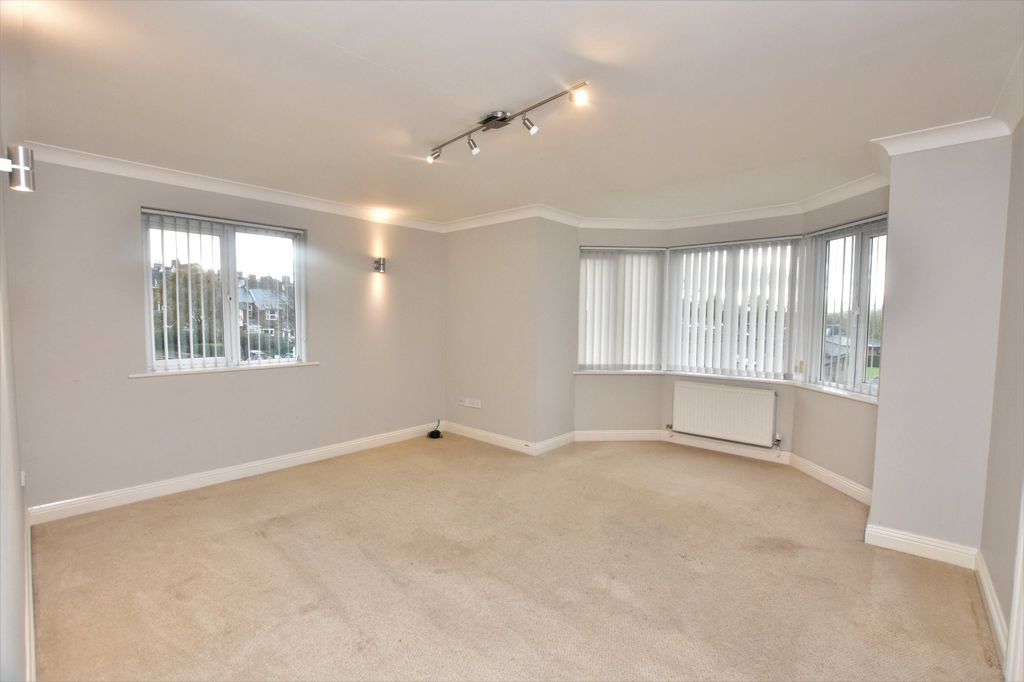 Property photo 2 of 13 Picture No. 22