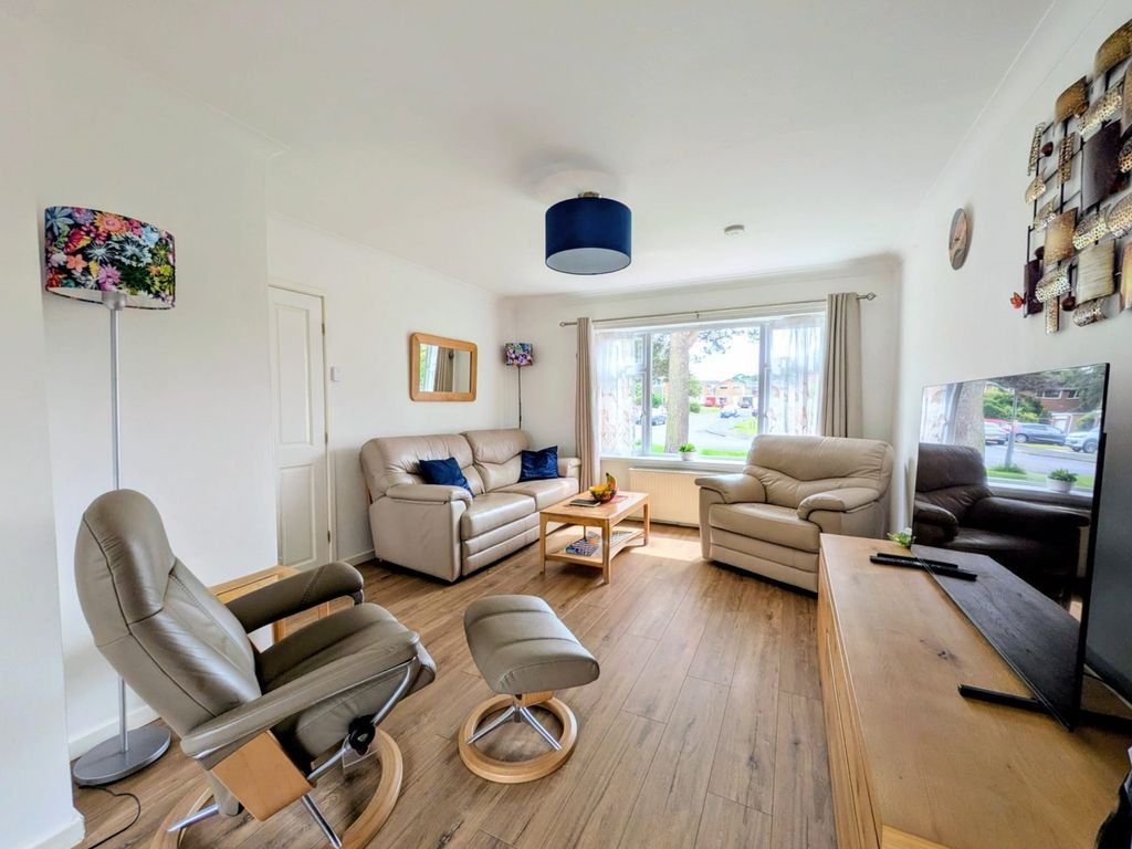 Property photo 2 of 10 0959731E-6Fd8-4Ec2-810A-Da23Bc3d34Ad