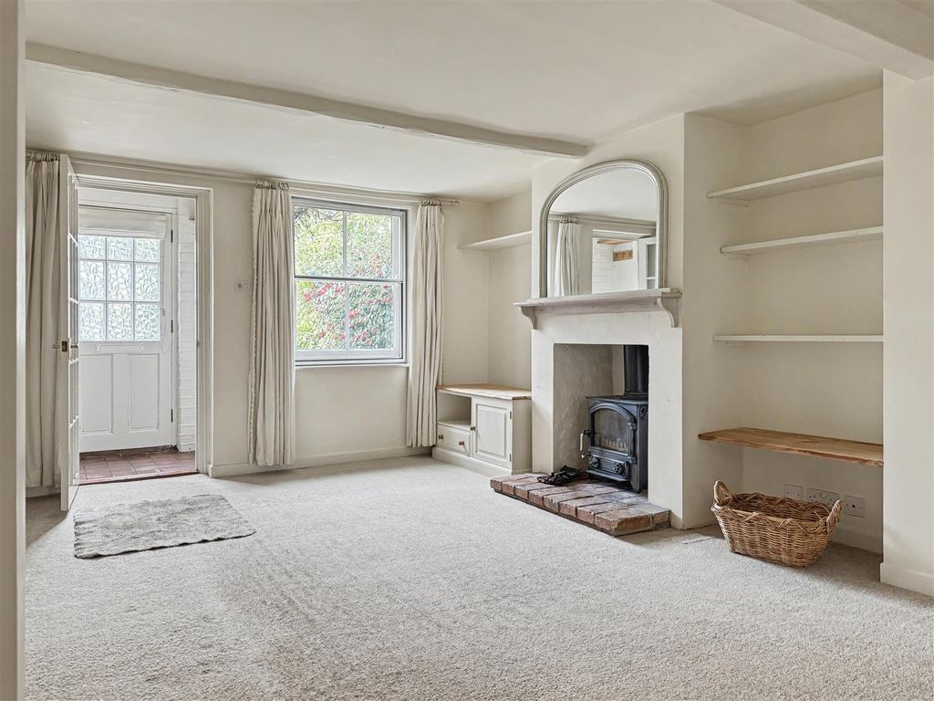 Property photo 2 of 10 Tempimage5Py1Lw.Jpeg