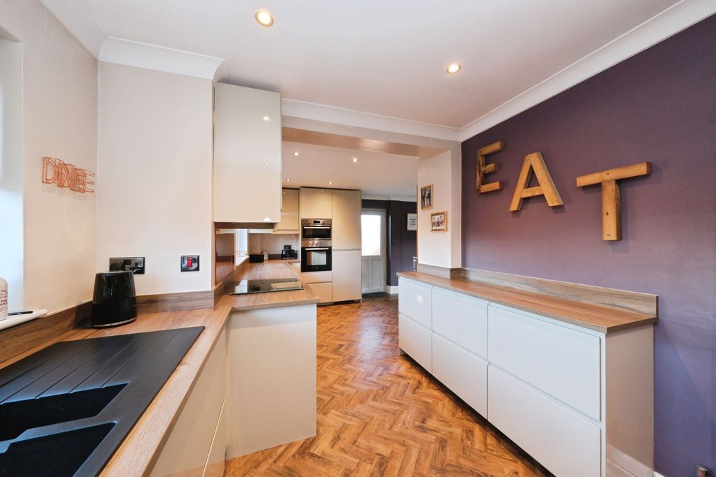 Additional image 13 of 5 bed detached house for saleLawn Close, Heanor DE75