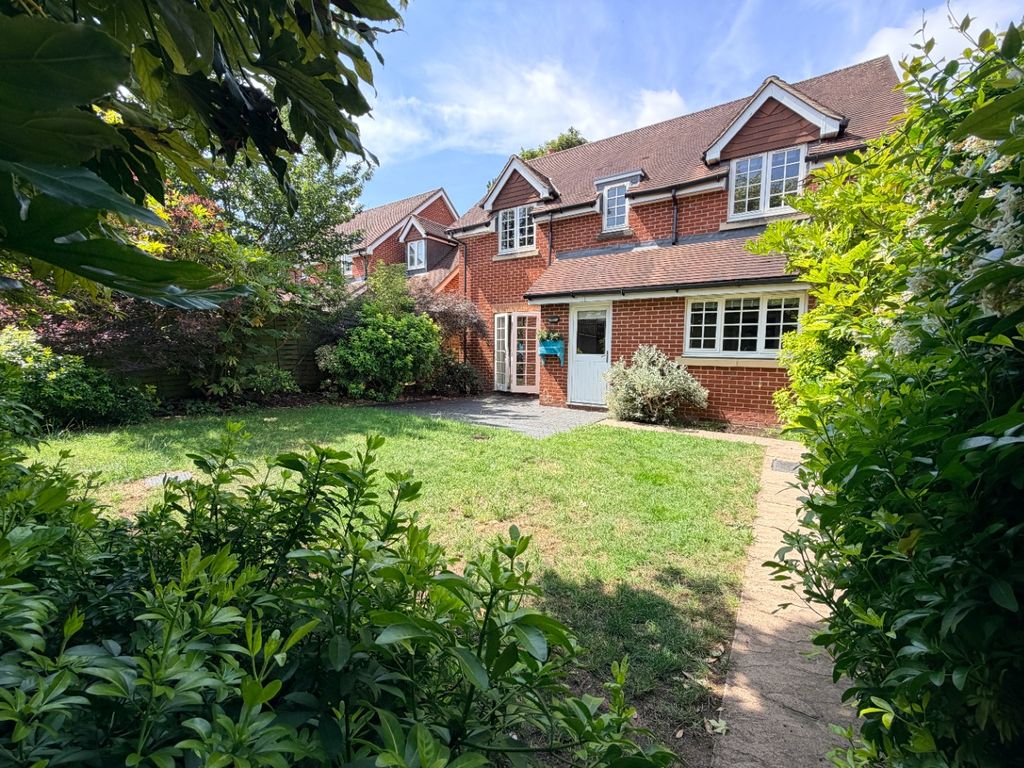 Property photo 2 of 24 5294291