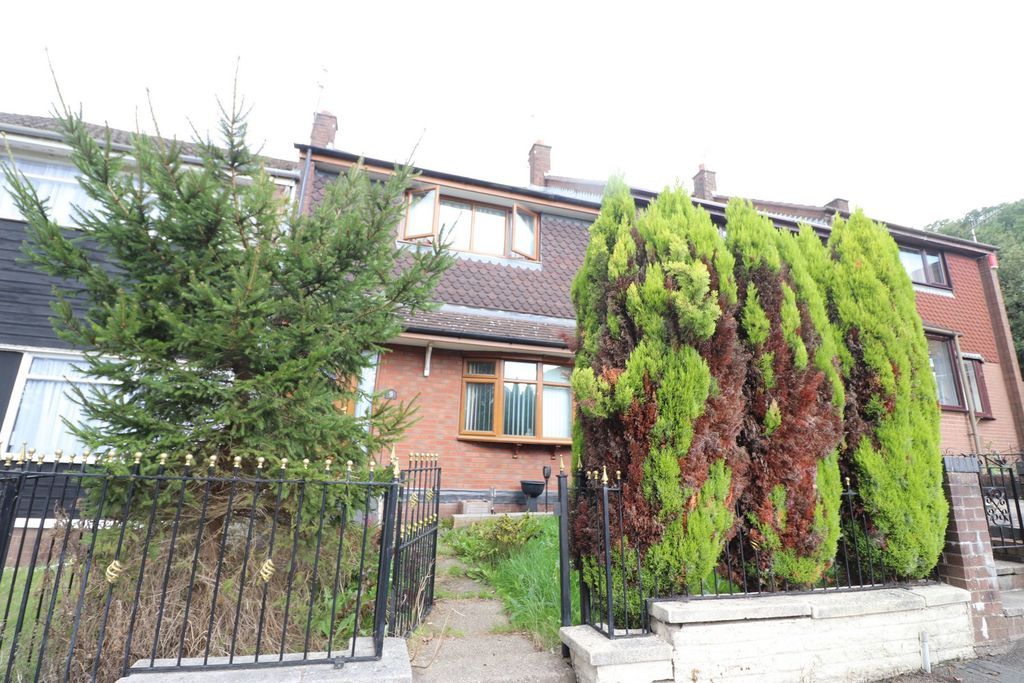 Property photo 1 of 14 External