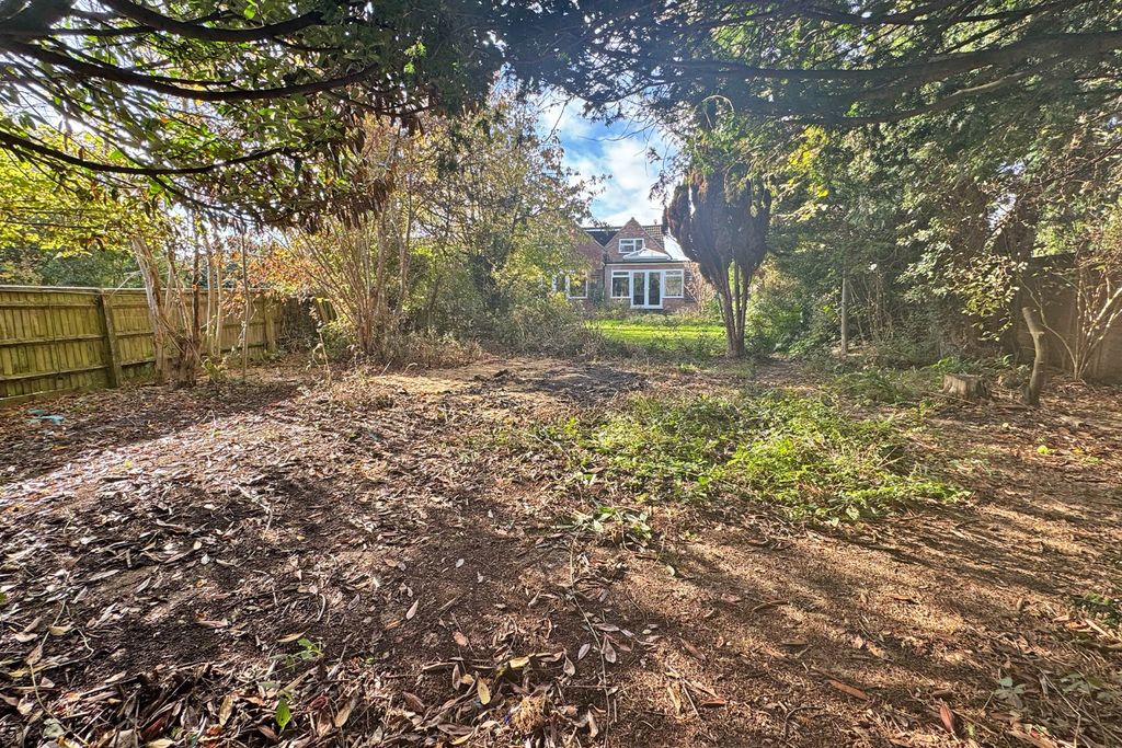 Property photo 2 of 15 4515135