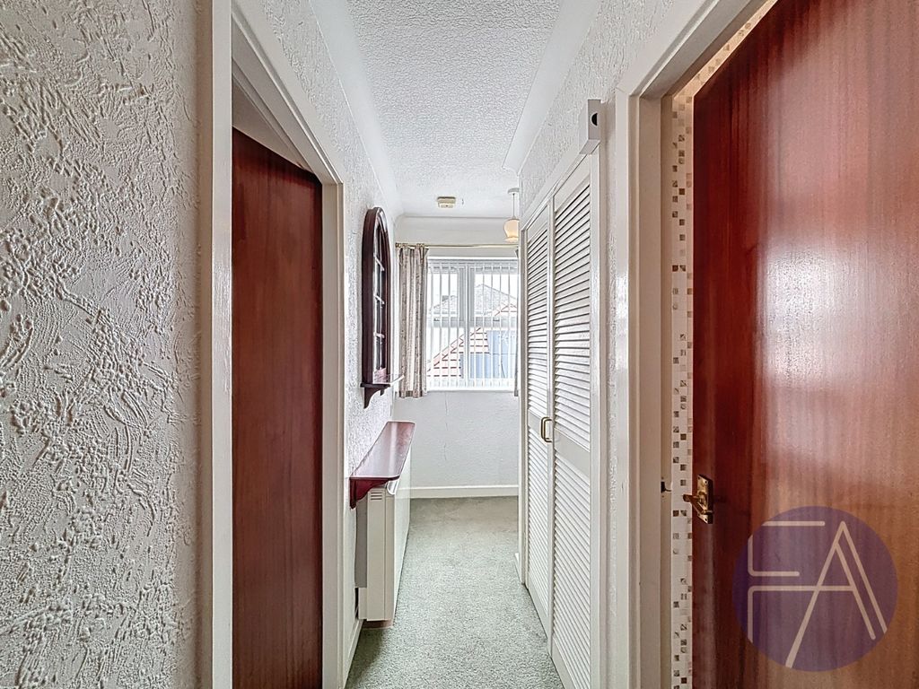 Property photo 2 of 15 4866794