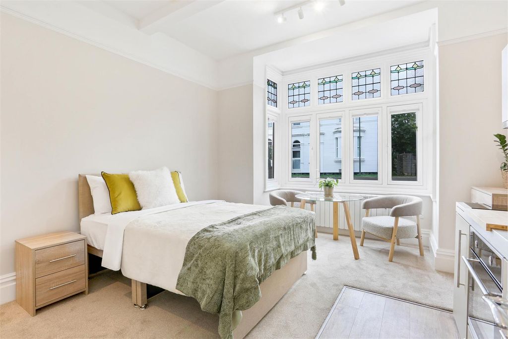 Property photo 1 of 18 1508626323 - F1 - 5.Jpg