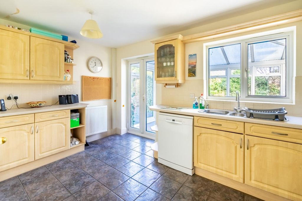 Property photo 2 of 22 1Pc-6.Jpg