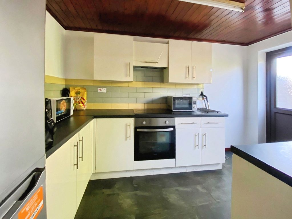 Property photo 2 of 12 Pbox-Img.Jpg