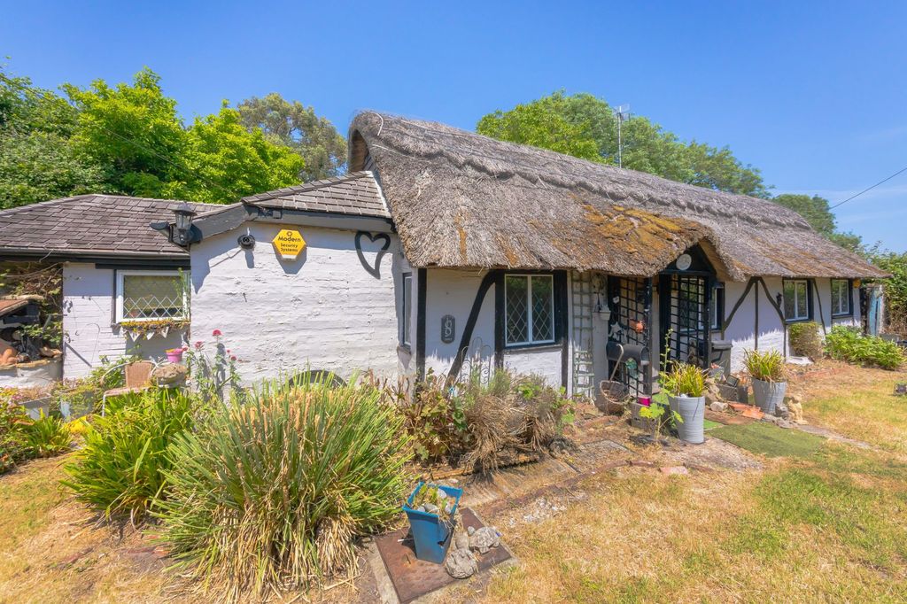 Property photo 1 of 18