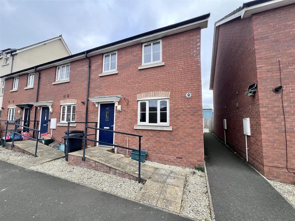 Property photo 1 of 19 Front