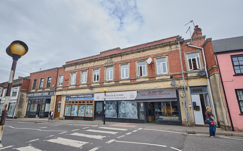 Property photo 1 of 5 Flat 2 High Street_4.Jpg