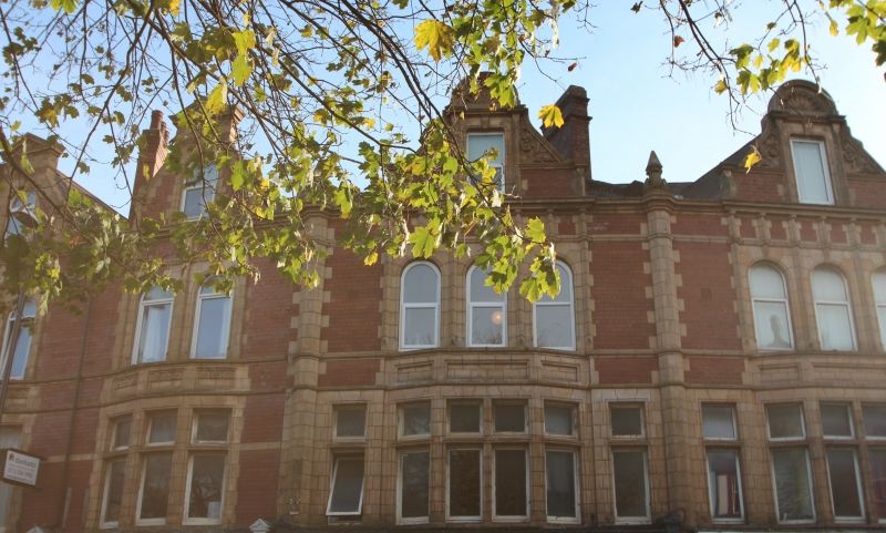 Property photo 1 of 6