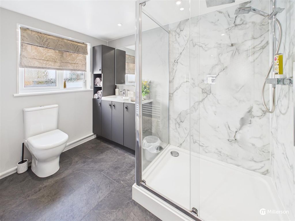 Property photo 2 of 18 Cam05092G0-Pr0027-Still013.Jpg