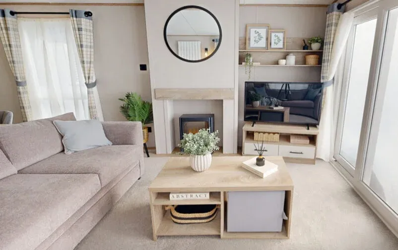 Property photo 3 of 13 Livingroom2 Web 802x505 F50 50