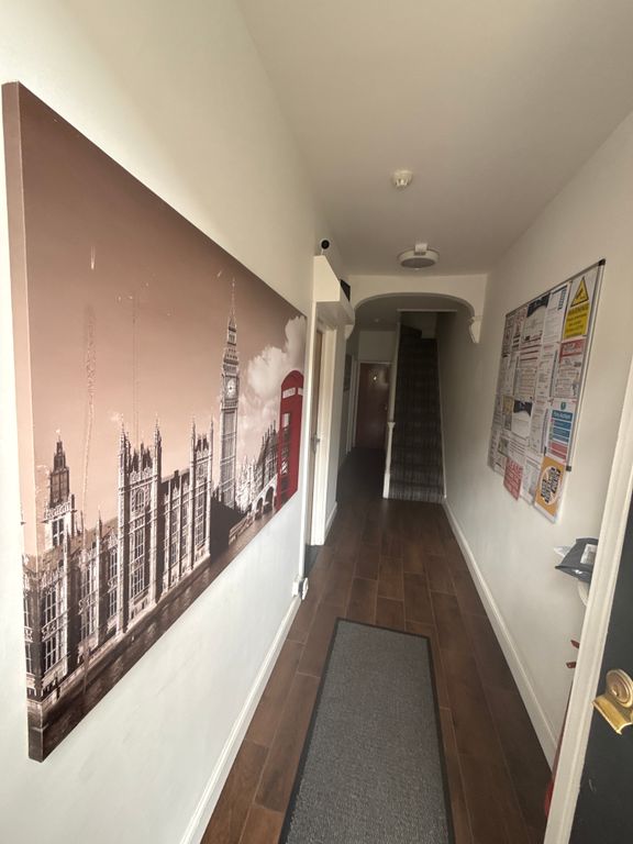 Property photo 2 of 7 Property